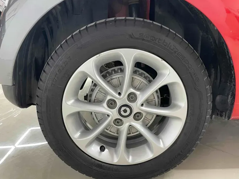 2016 Smart smart forfour 1.0L 71HP L3 6DCT,autocango,china used car exporter,china ev exporter,chinese used car exporter,chinese used ev exporter