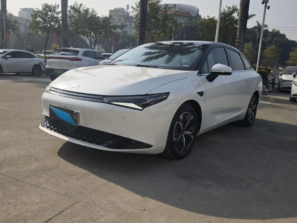 2024 Xpeng P5 BEV 55.4KWH