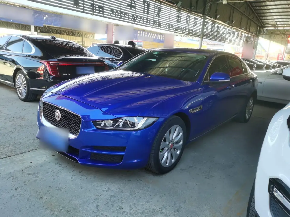 2018 Jaguar XEL 2.0T 200HP L4 8AT