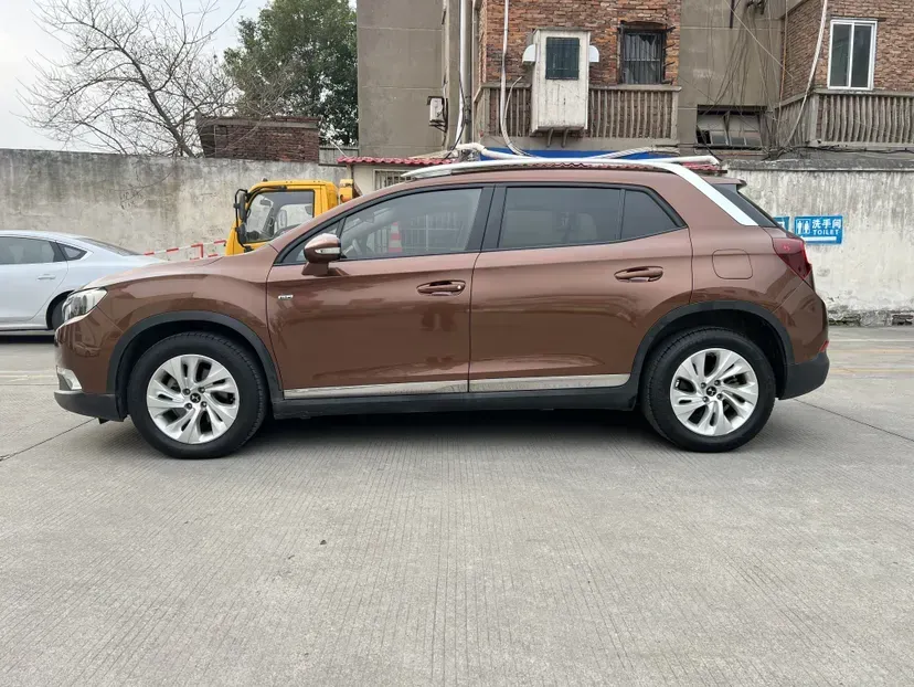 2016 DS 6 1.6T 167HP L4 6AT,autocango,china used car exporter,china ev exporter,chinese used car exporter,chinese used ev exporter