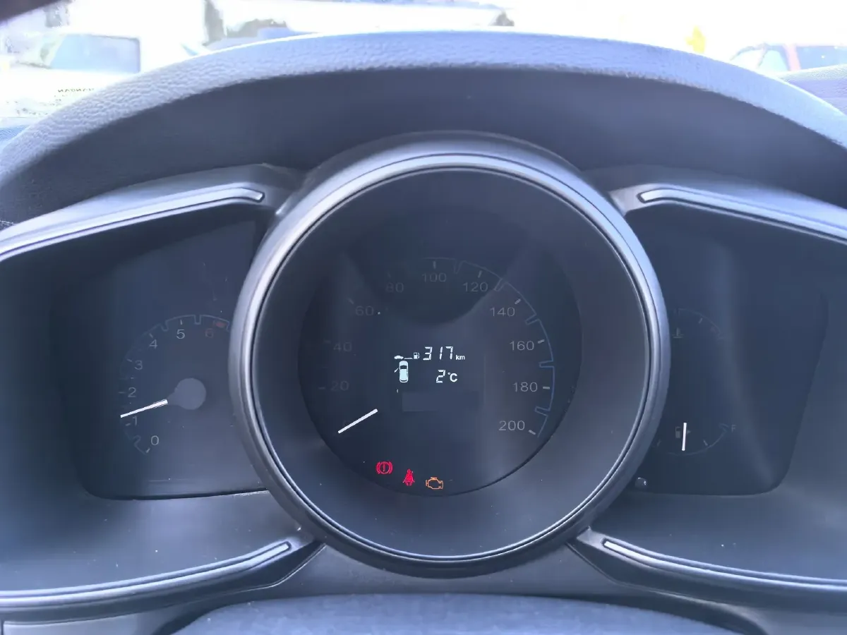 2016 ChangAn Oshan CX70 1.6L 117HP L4 5MT,autocango,china used car exporter,china ev exporter,chinese used car exporter,chinese used ev exporter