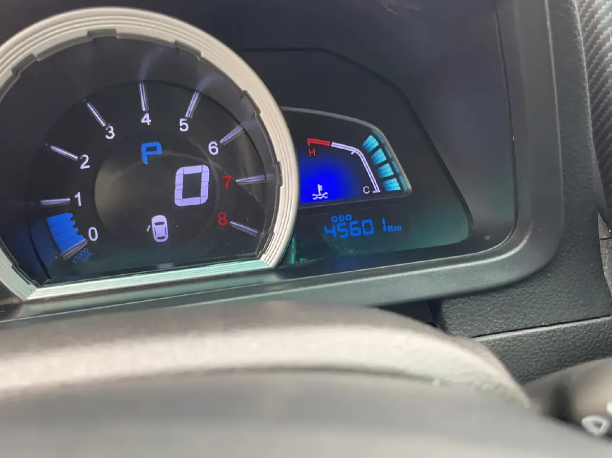 2017 Luxgen 6 SUV 1.6T 167HP L4 6AT,autocango,china used car exporter,china ev exporter,chinese used car exporter,chinese used ev exporter