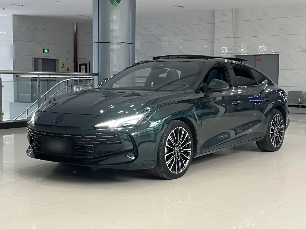 2023 MG 7 2.0T 261HP L4 9AT