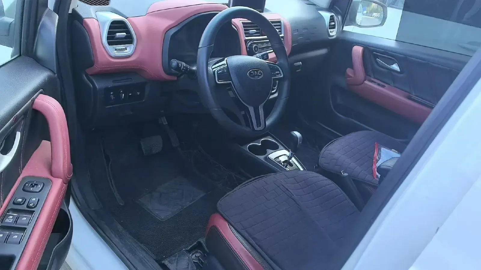 2018 JAC iEV6E BEV 29.2KWH,autocango,china used car exporter,china ev exporter,chinese used car exporter,chinese used ev exporter