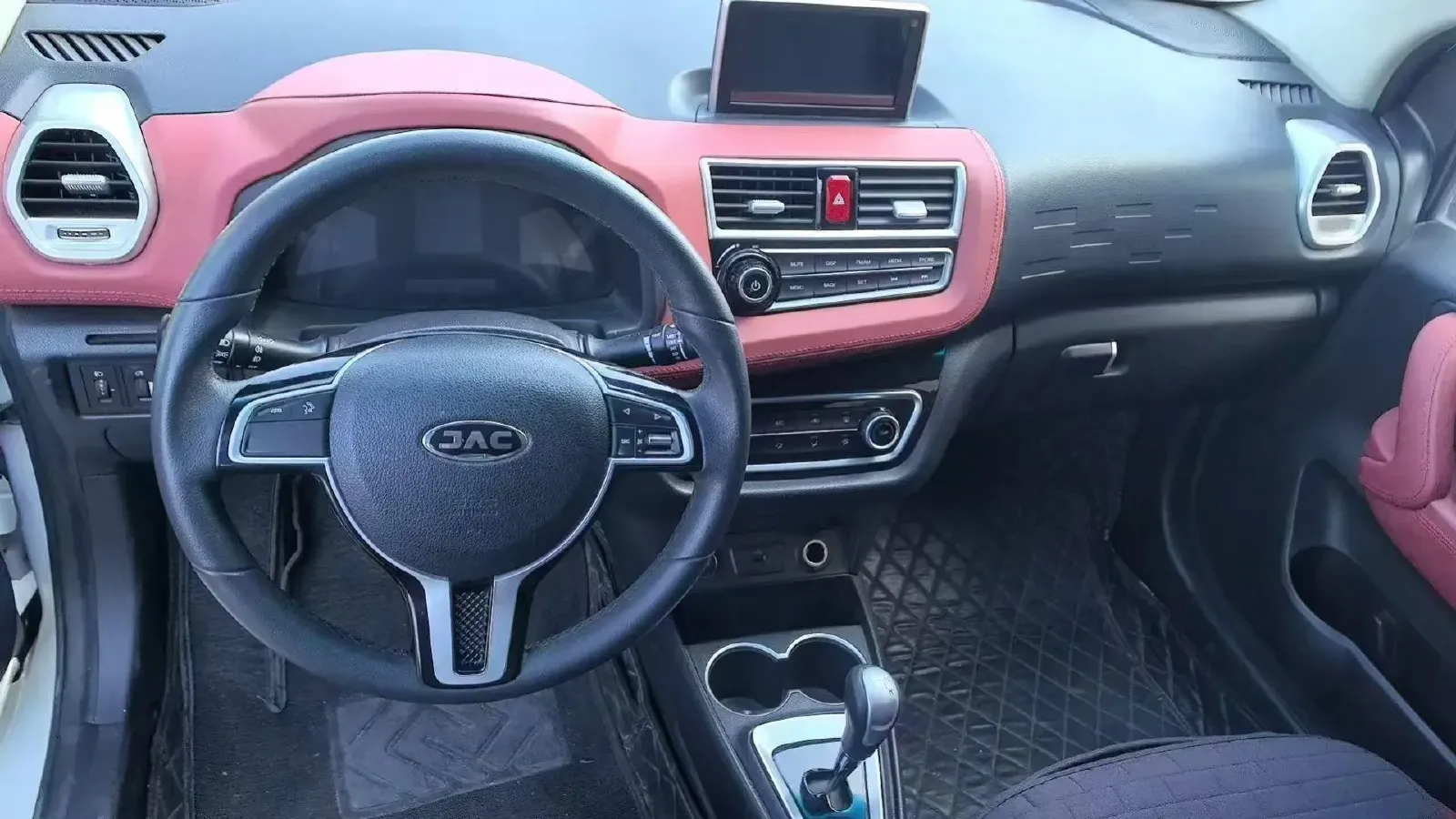 2018 JAC iEV6E BEV 29.2KWH,autocango,china used car exporter,china ev exporter,chinese used car exporter,chinese used ev exporter