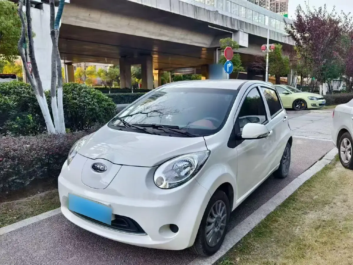 2018 JAC iEV6E BEV 29.2KWH