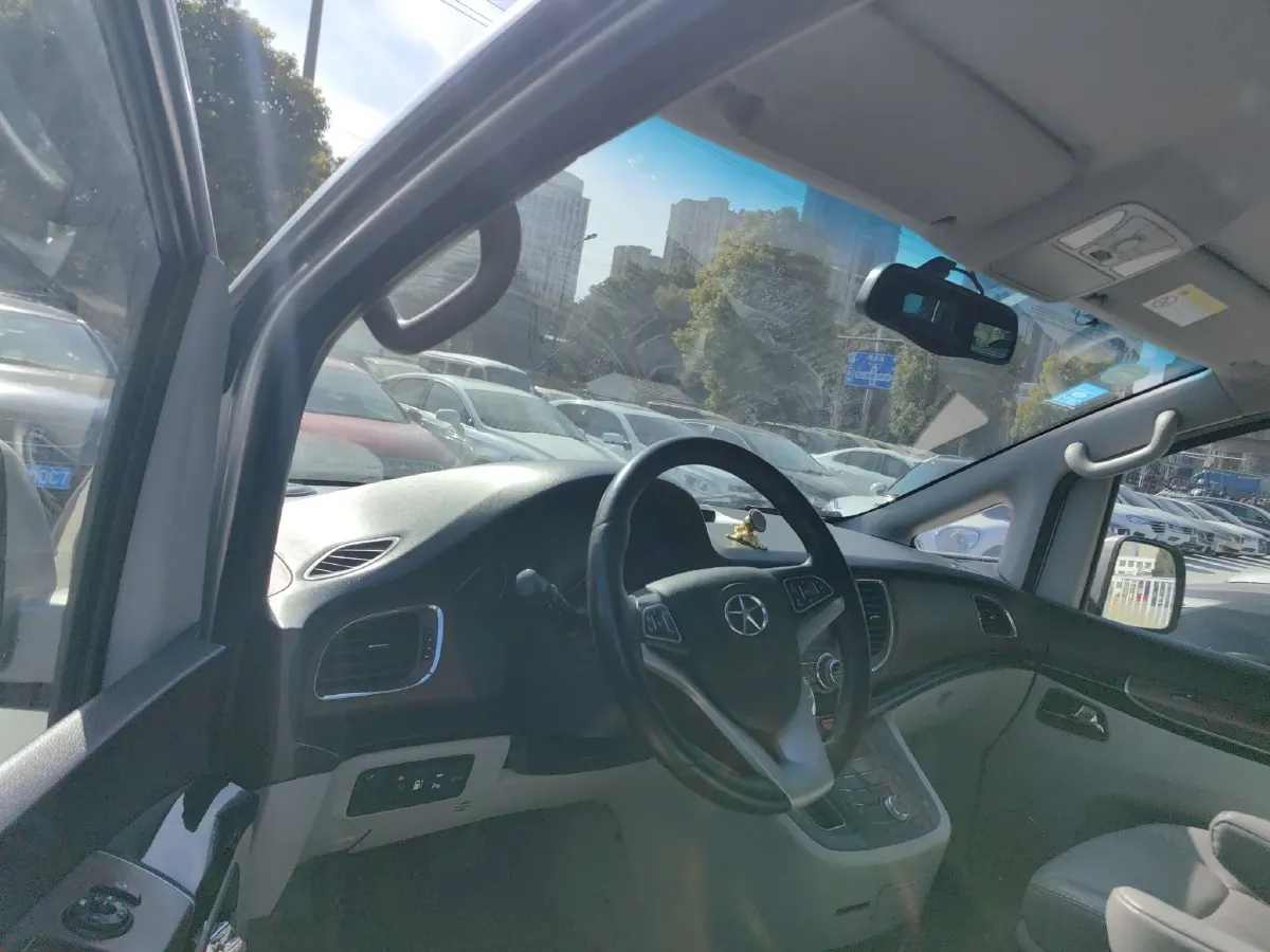 2017 JAC Refine M5 2.0T 190HP L4 6DCT,autocango,china used car exporter,china ev exporter,chinese used car exporter,chinese used ev exporter