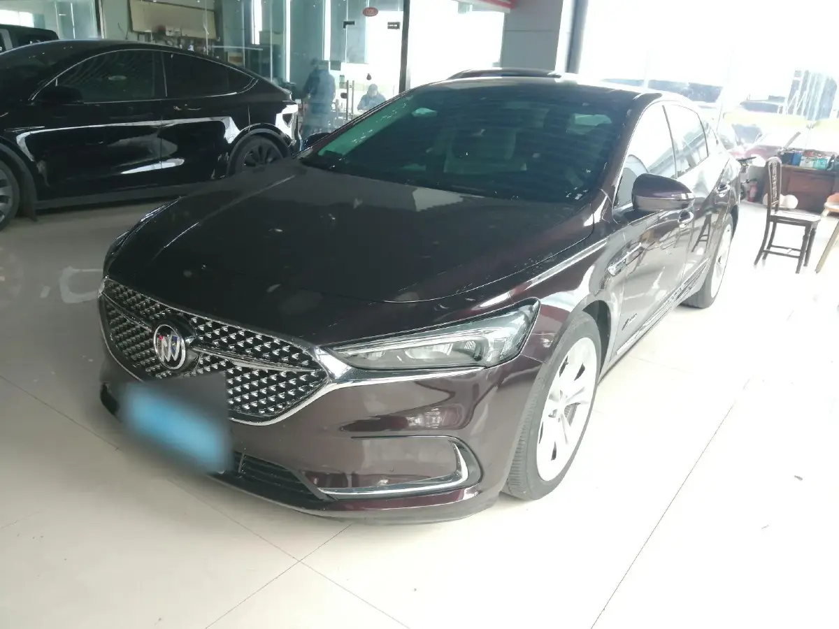 2021 Buick Larcosse 2.0T 237HP L4 9AT