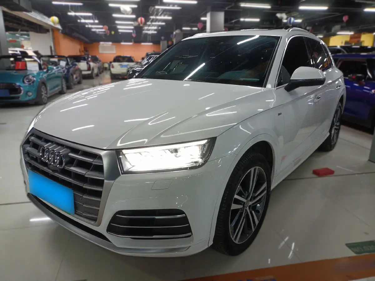 2020 Audi Q5L 2.0T 190HP L4 7DCT