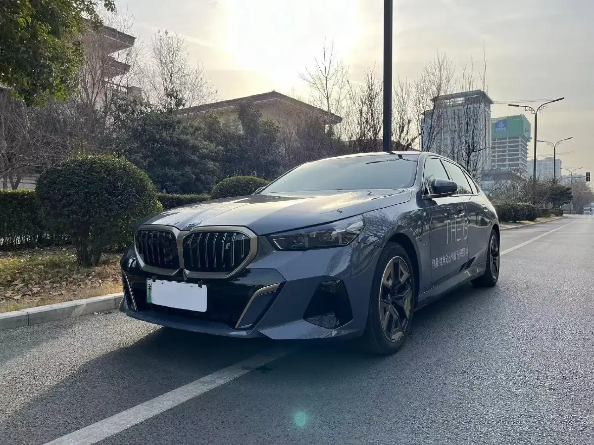 2024 BMW i5 BEV 79.05KWH