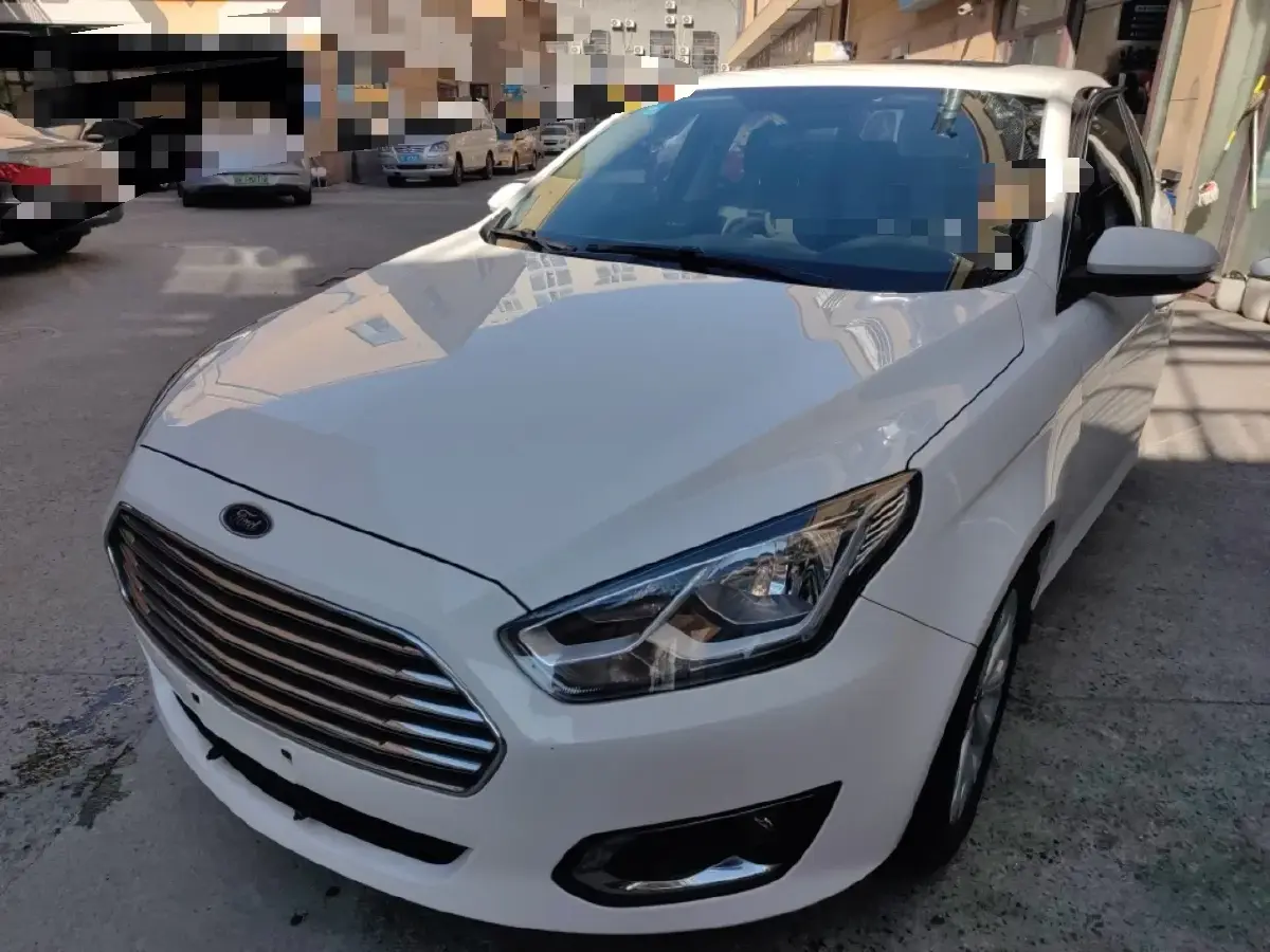 2015 Ford Escort 1.5L 113HP L4 6AT