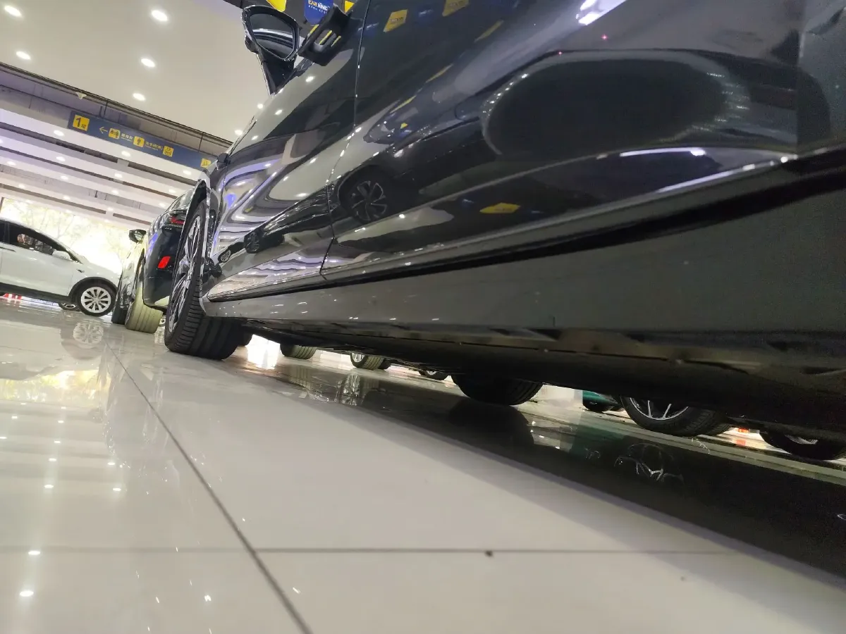 2023 Rising Auto F7 BEV 90KWH,autocango,china used car exporter,china ev exporter,chinese used car exporter,chinese used ev exporter