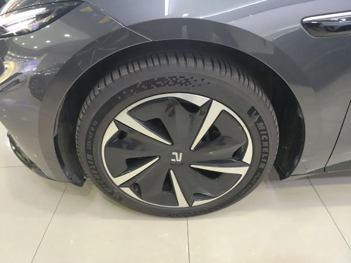 2023 Rising Auto F7 BEV 90KWH,autocango,china used car exporter,china ev exporter,chinese used car exporter,chinese used ev exporter