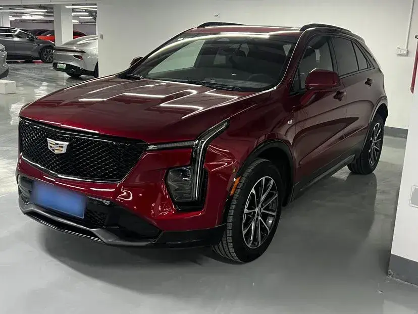 2024 Cadillac XT4 2.0T 237HP L4 9AT