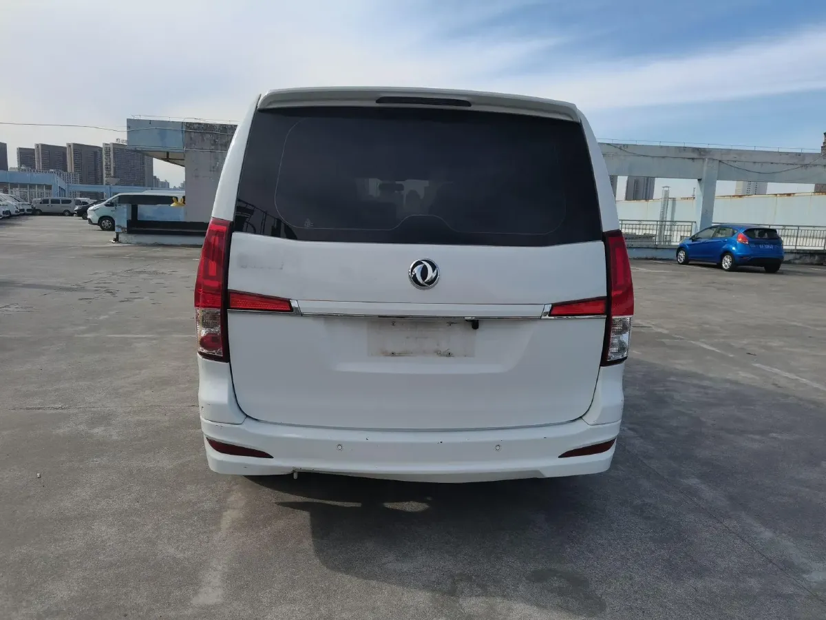 2021 DongFeng Forthing LingZhi Plus 2.0L 133HP L4 6MT,autocango,china used car exporter,china ev exporter,chinese used car exporter,chinese used ev exporter