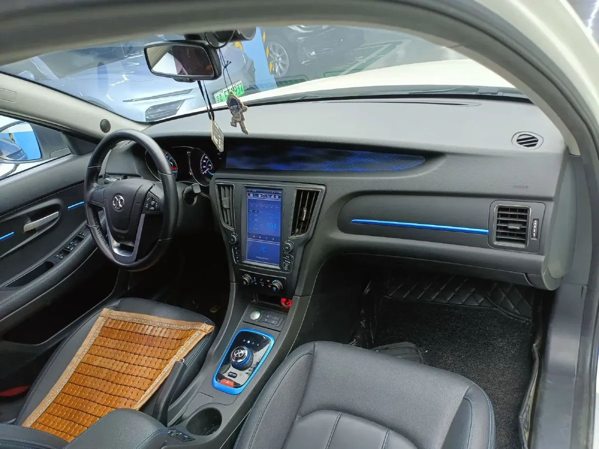 2017 BAIC BJEV EU BEV 60.9KWH,autocango,china used car exporter,china ev exporter,chinese used car exporter,chinese used ev exporter