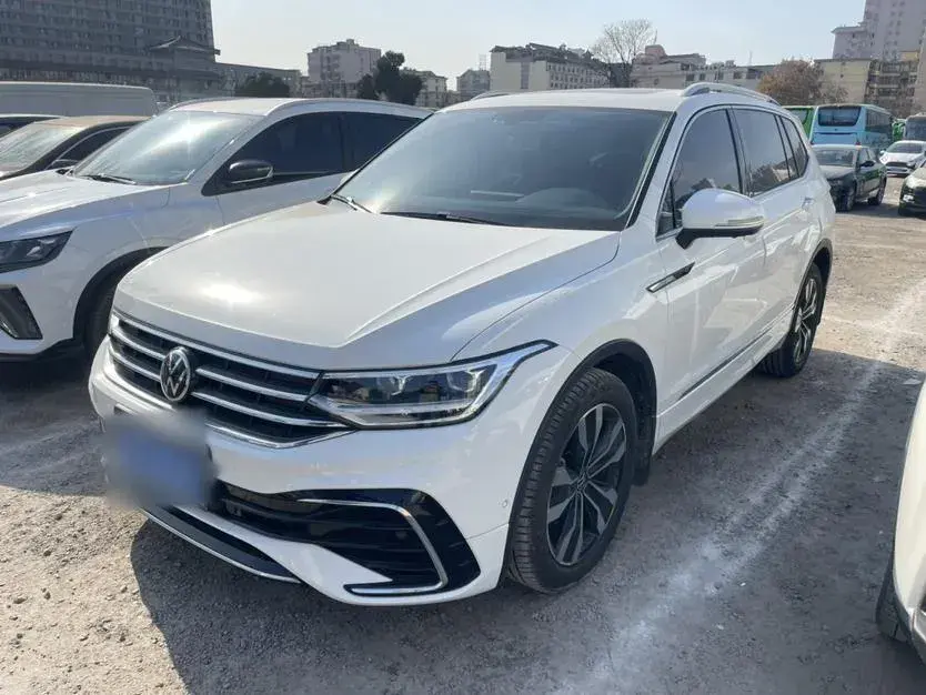 2022 Volkswagen Tiguan L 2.0T 186HP L4 7DCT