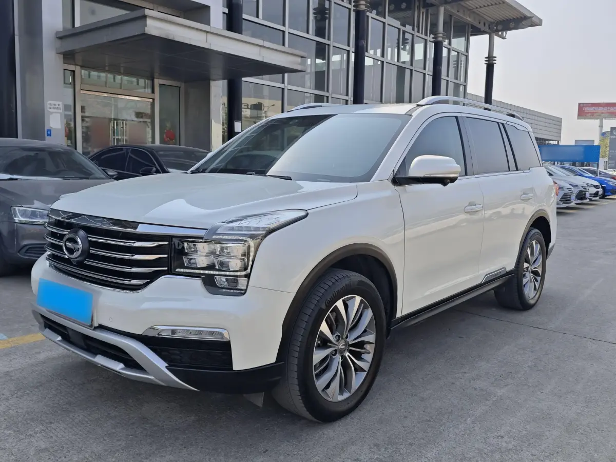 2017 GAC Trumpchi GS8 2.0T 201HP L4 6AT