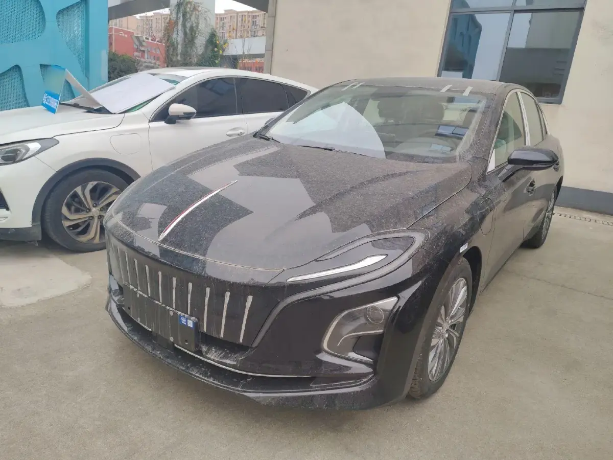 2024 HongQi E-QM5 BEV 60KWH