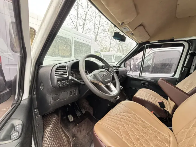 2021 JMC TeShun 2.8T 122HP L4 5MT,autocango,china used car exporter,china ev exporter,chinese used car exporter,chinese used ev exporter