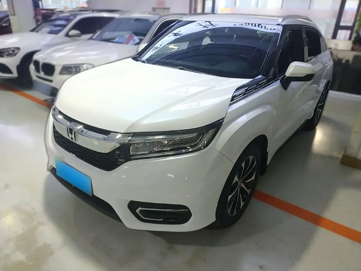 2017 Honda Avancier 1.5T 193HP L4 CVT