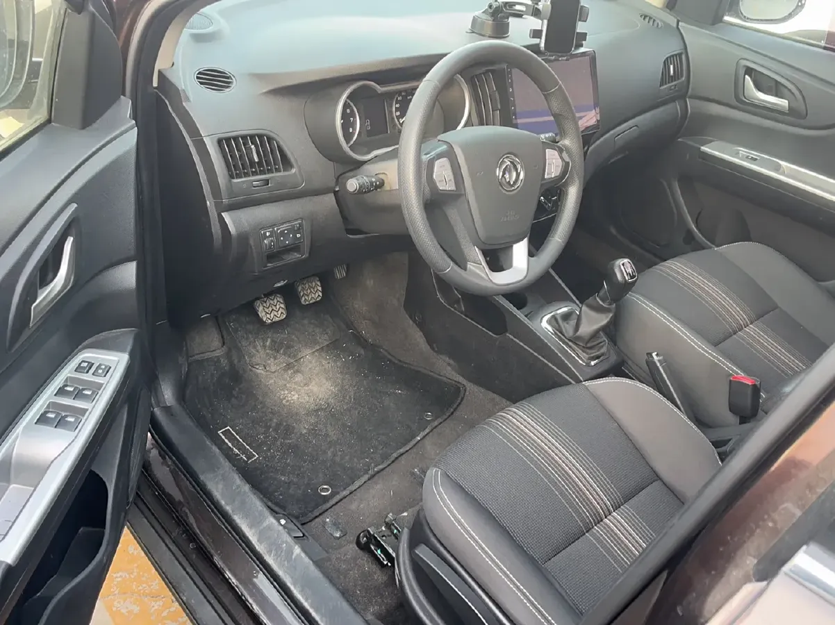 2017 DongFeng Aeolus AX3 1.5L 116HP L4 5MT,autocango,china used car exporter,china ev exporter,chinese used car exporter,chinese used ev exporter