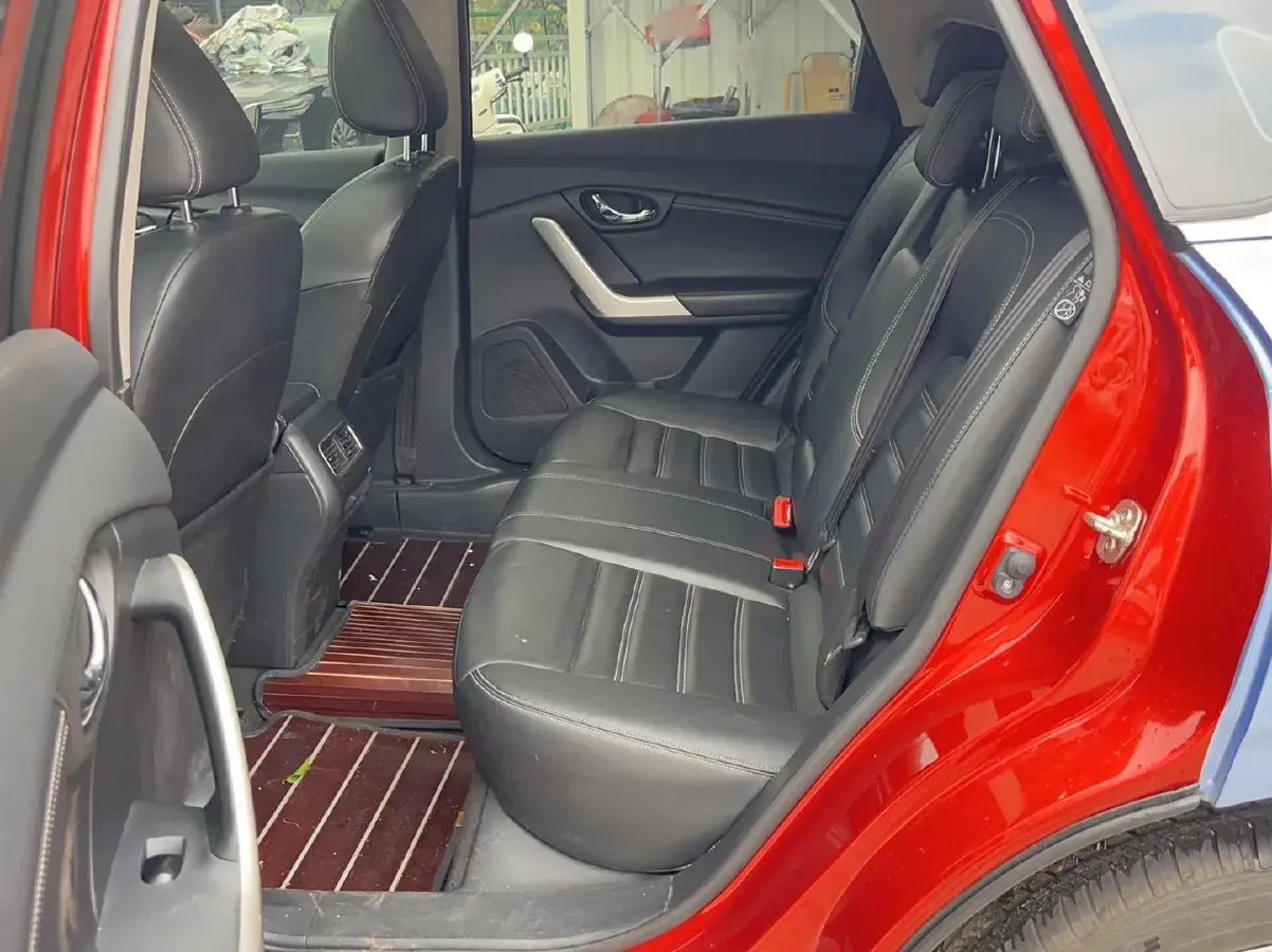 2017 Venucia T90 2.0L 144HP L4 CVT,autocango,china used car exporter,china ev exporter,chinese used car exporter,chinese used ev exporter