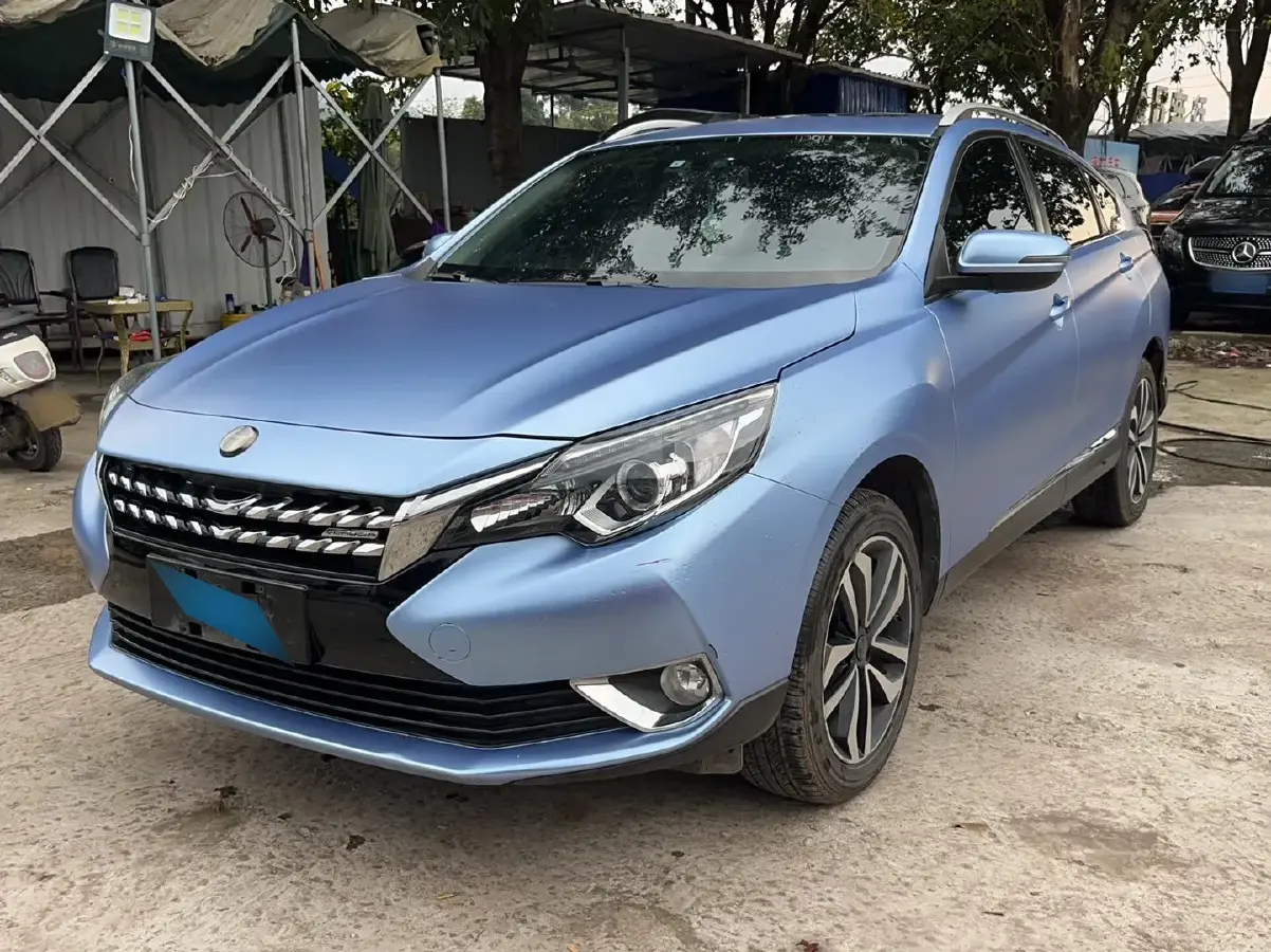 2017 Venucia T90 2.0L 144HP L4 CVT