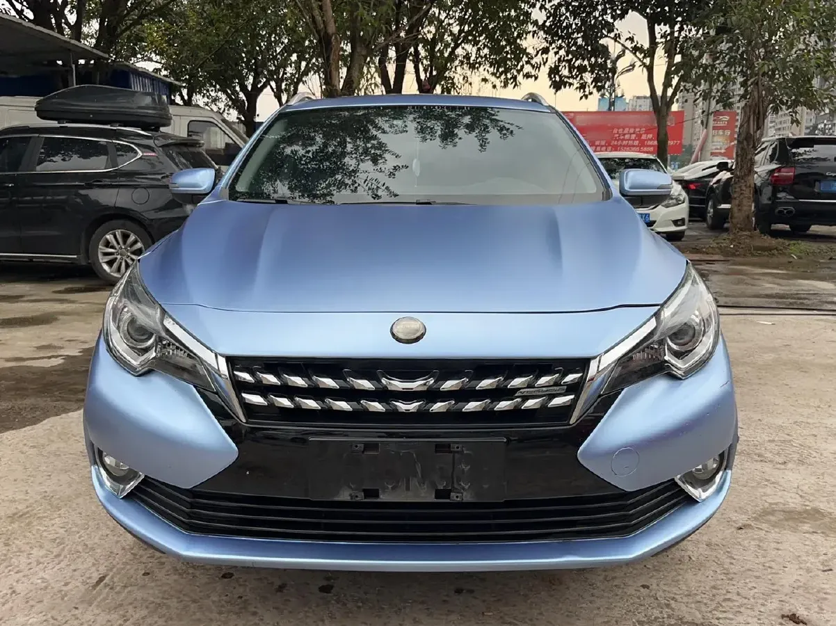 2017 Venucia T90 2.0L 144HP L4 CVT,autocango,china used car exporter,china ev exporter,chinese used car exporter,chinese used ev exporter