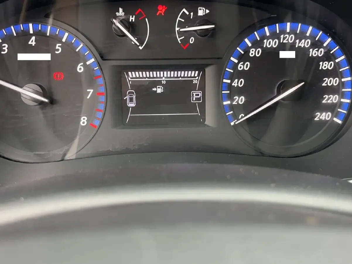 2017 Venucia T90 2.0L 144HP L4 CVT,autocango,china used car exporter,china ev exporter,chinese used car exporter,chinese used ev exporter