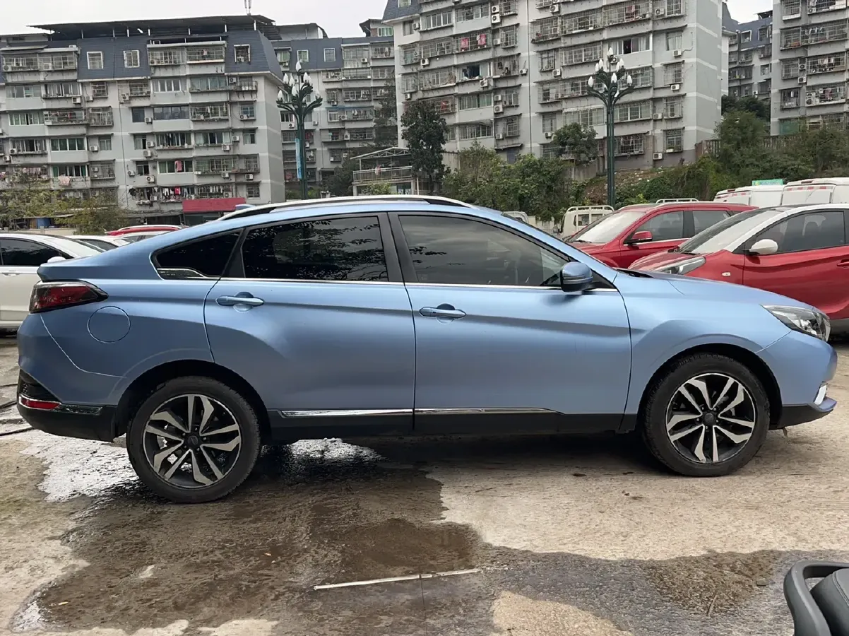 2017 Venucia T90 2.0L 144HP L4 CVT,autocango,china used car exporter,china ev exporter,chinese used car exporter,chinese used ev exporter