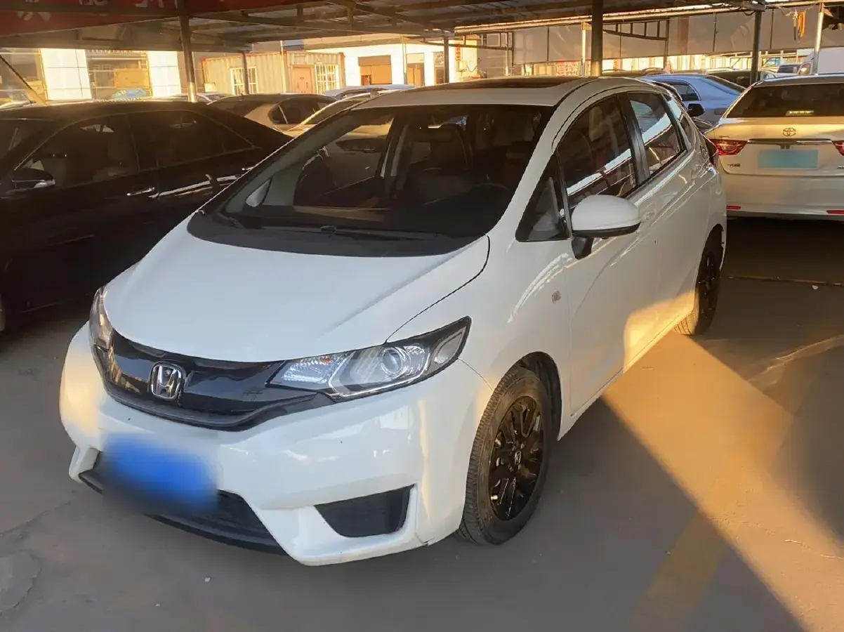 2016 Honda Fit 1.5L 131HP L4 CVT