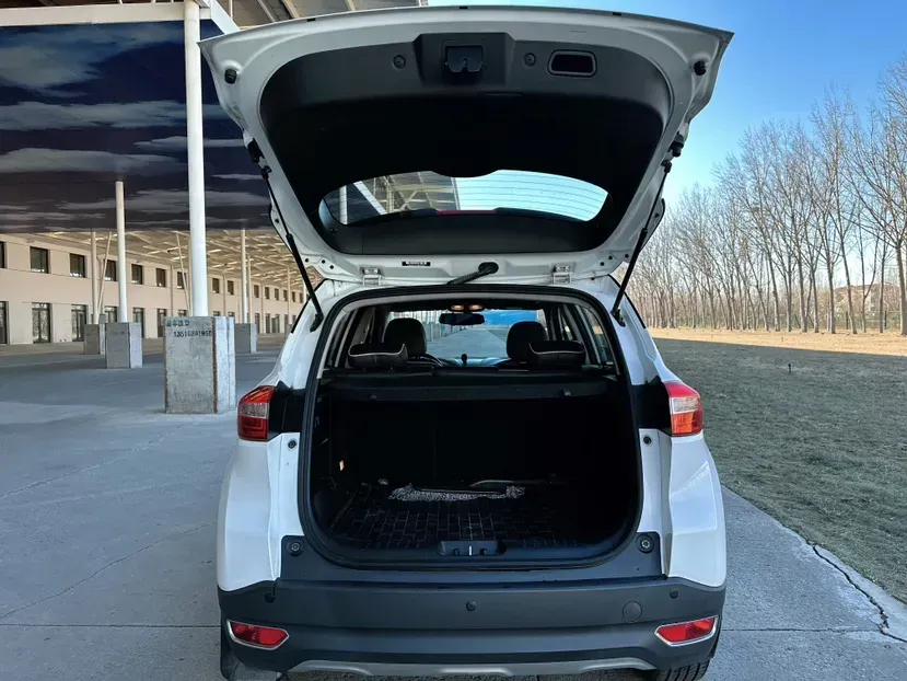 2019 ChangAn CS15 EV BEV,autocango,china used car exporter,china ev exporter,chinese used car exporter,chinese used ev exporter