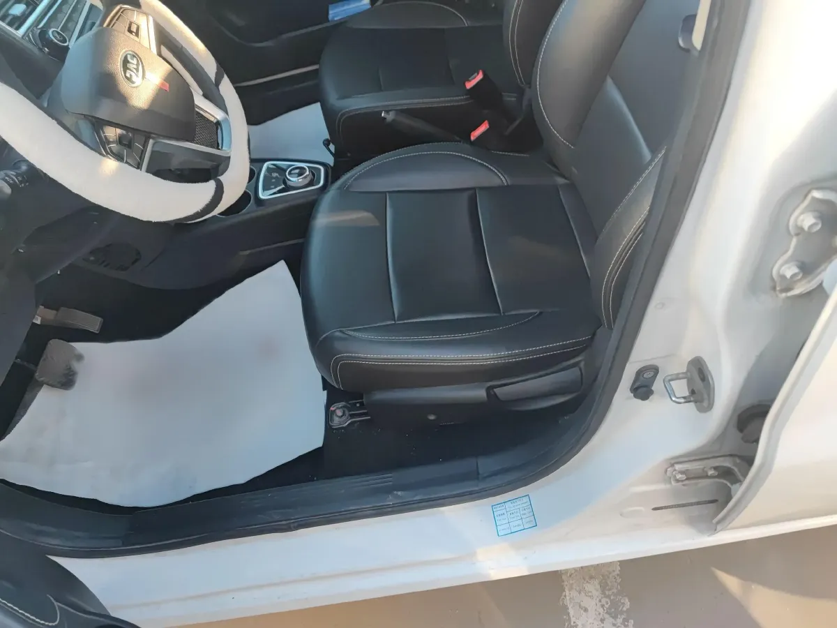 2019 JAC iEV6E BEV 34.9KWH,autocango,china used car exporter,china ev exporter,chinese used car exporter,chinese used ev exporter