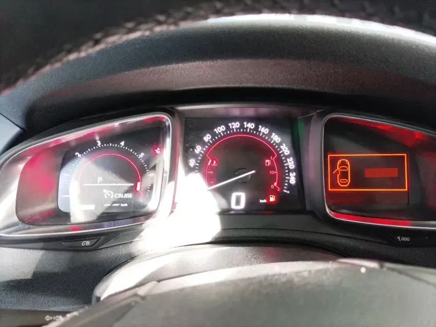 2015 DS 5LS 1.6T 163HP L4 6AT,autocango,china used car exporter,china ev exporter,chinese used car exporter,chinese used ev exporter