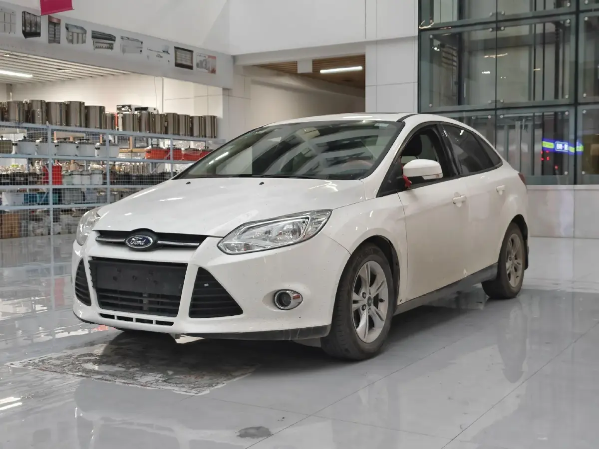 2012 Ford Focus 1.6L 125HP L4 6DCT