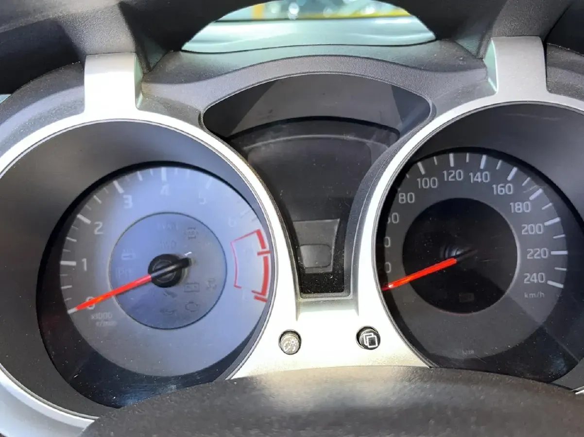 2014 Infiniti ESQ 1.6L 116HP L4 CVT,autocango,china used car exporter,china ev exporter,chinese used car exporter,chinese used ev exporter