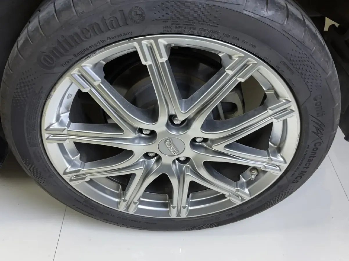 2014 Infiniti ESQ 1.6L 116HP L4 CVT,autocango,china used car exporter,china ev exporter,chinese used car exporter,chinese used ev exporter