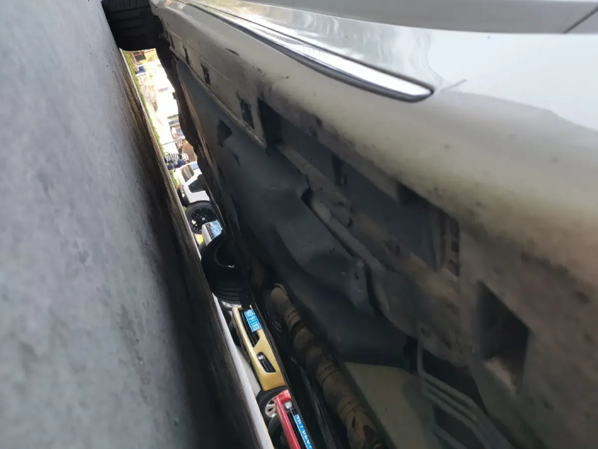 2015 Infiniti Q70 3.5L 298HP V6 7AT Hybrid,autocango,china used car exporter,china ev exporter,chinese used car exporter,chinese used ev exporter