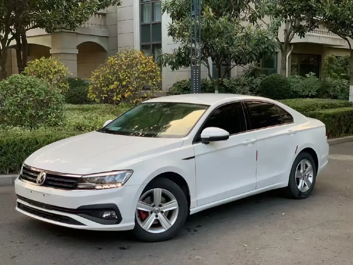 2019 Volkswagen Lamando 1.4T 131HP L4 7DCT