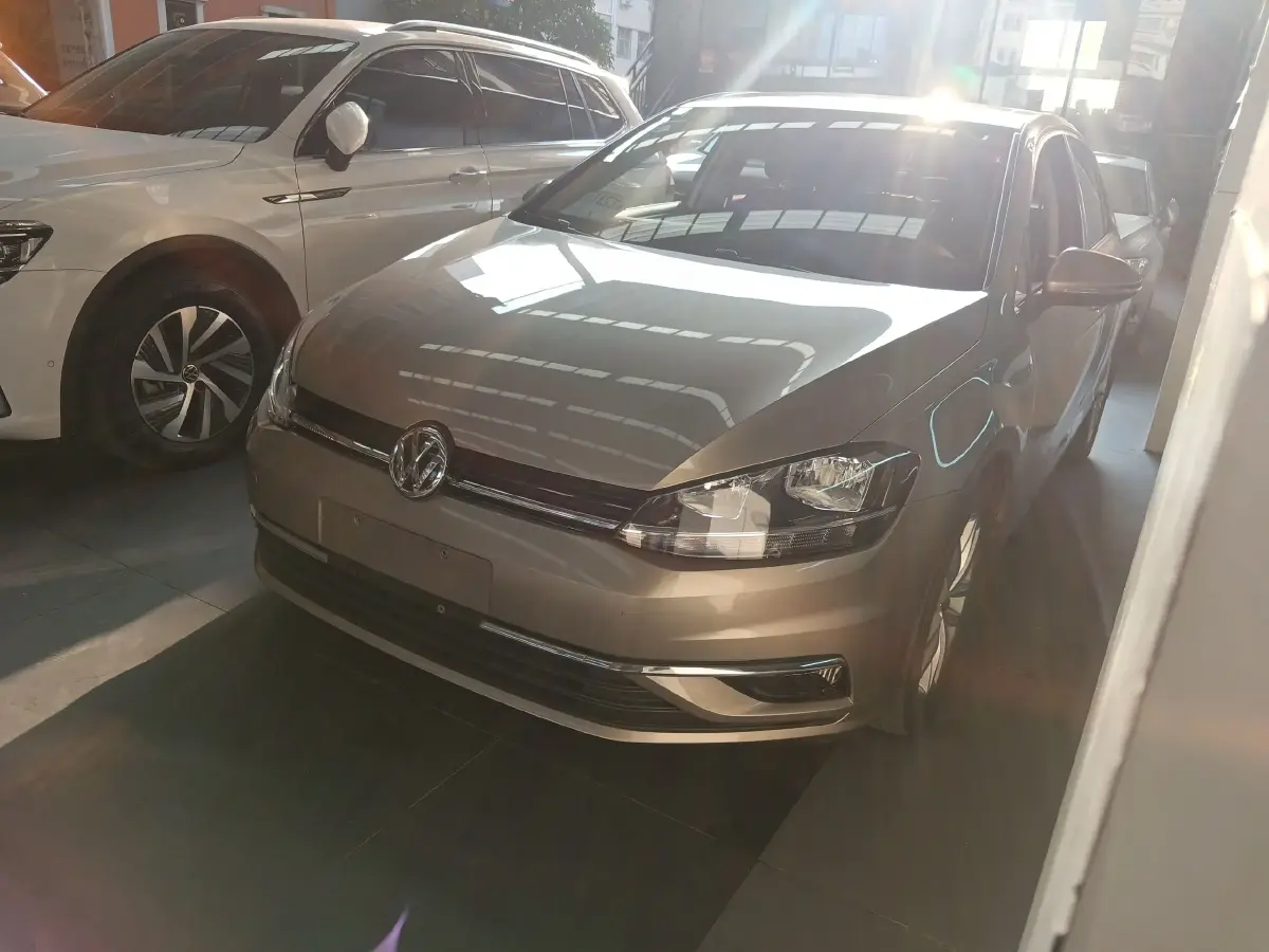 2019 Volkswagen Golf 1.4T 150HP L4 7DCT