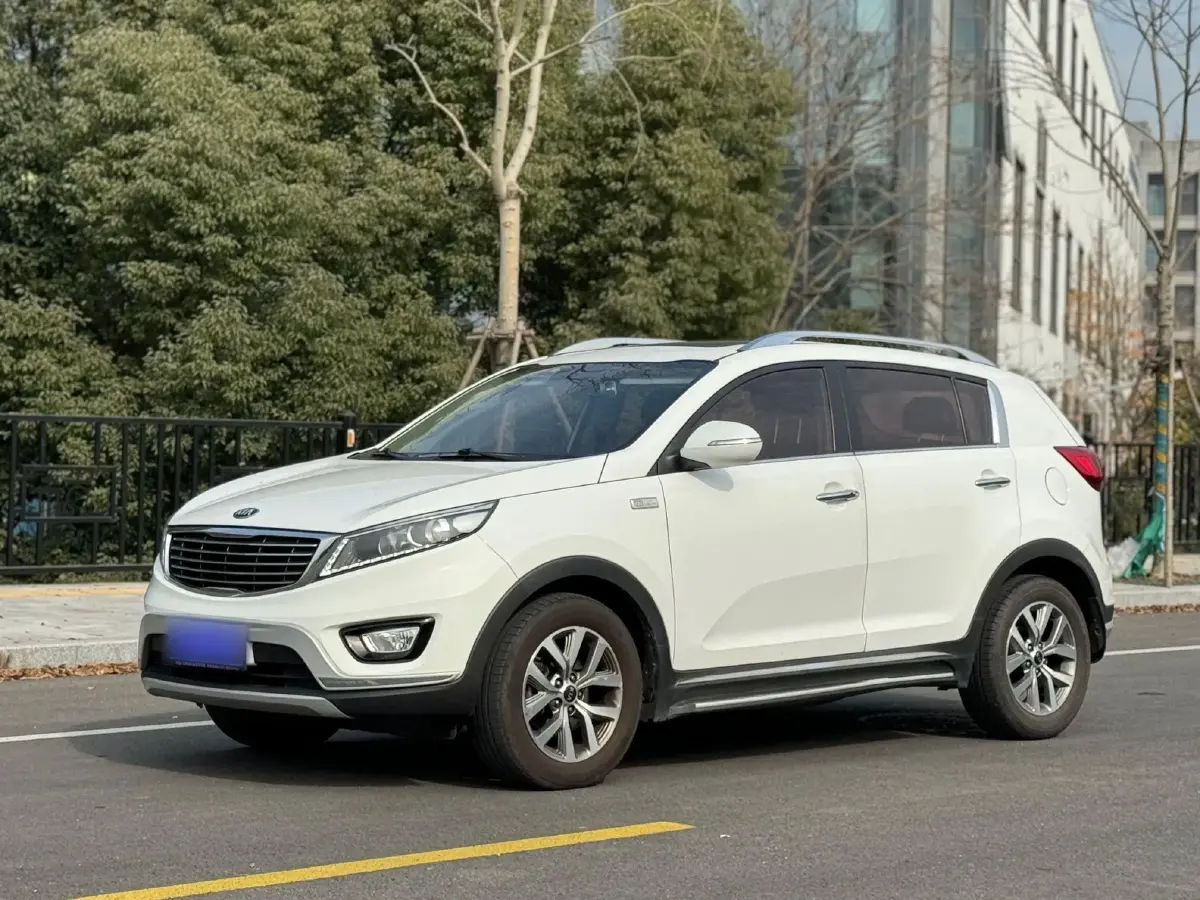 2015 Kia Sportage R 2.0L 165HP L4 6AT