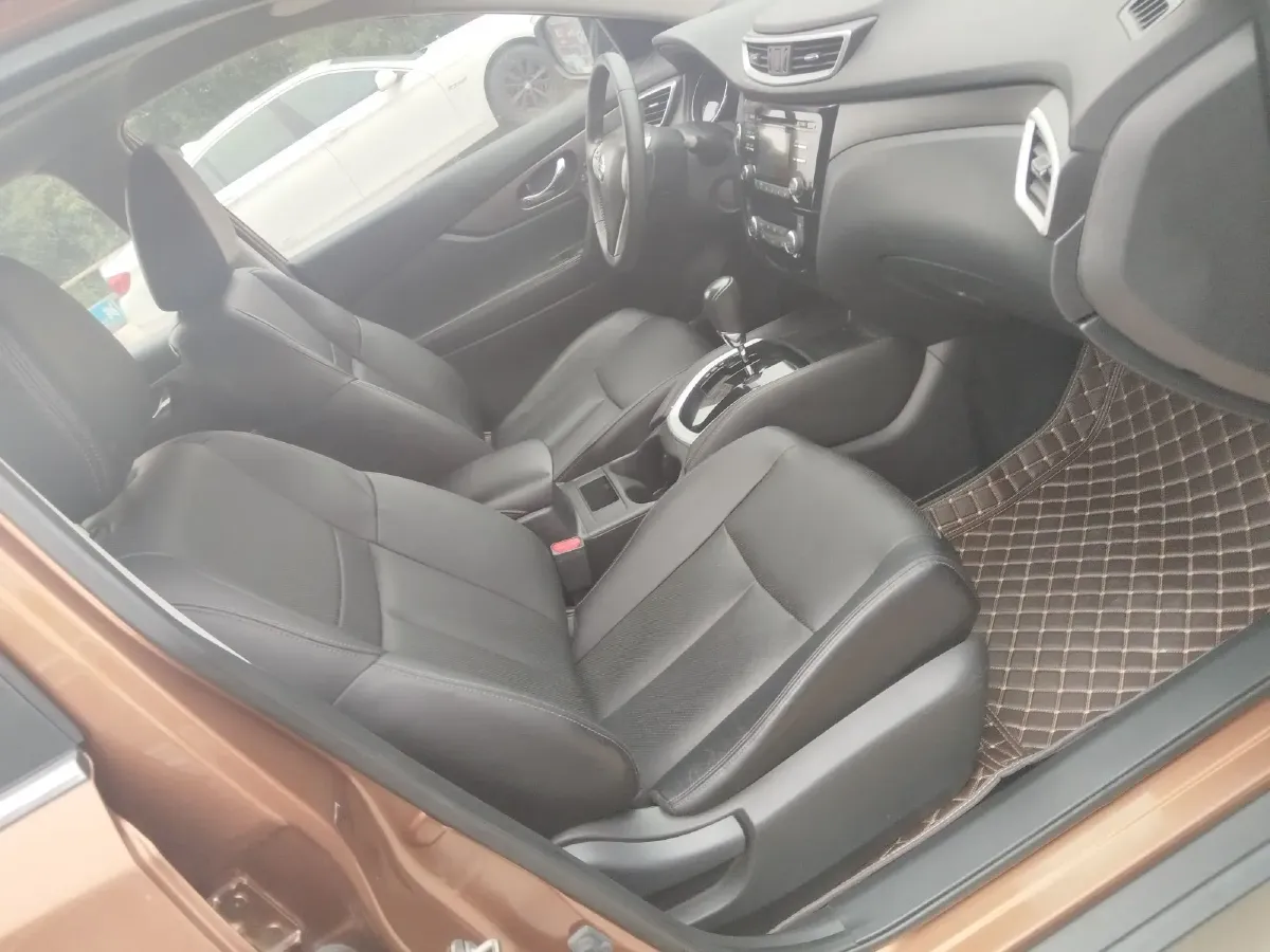 2014 Nissan X-Trail 2.0L 150HP L4 CVT,autocango,china used car exporter,china ev exporter,chinese used car exporter,chinese used ev exporter