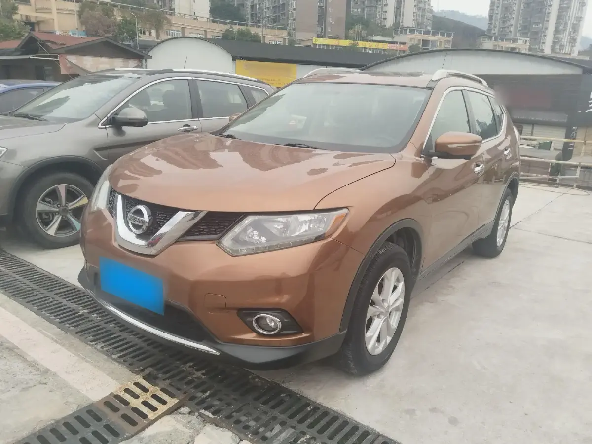 2014 Nissan X-Trail 2.0L 150HP L4 CVT
