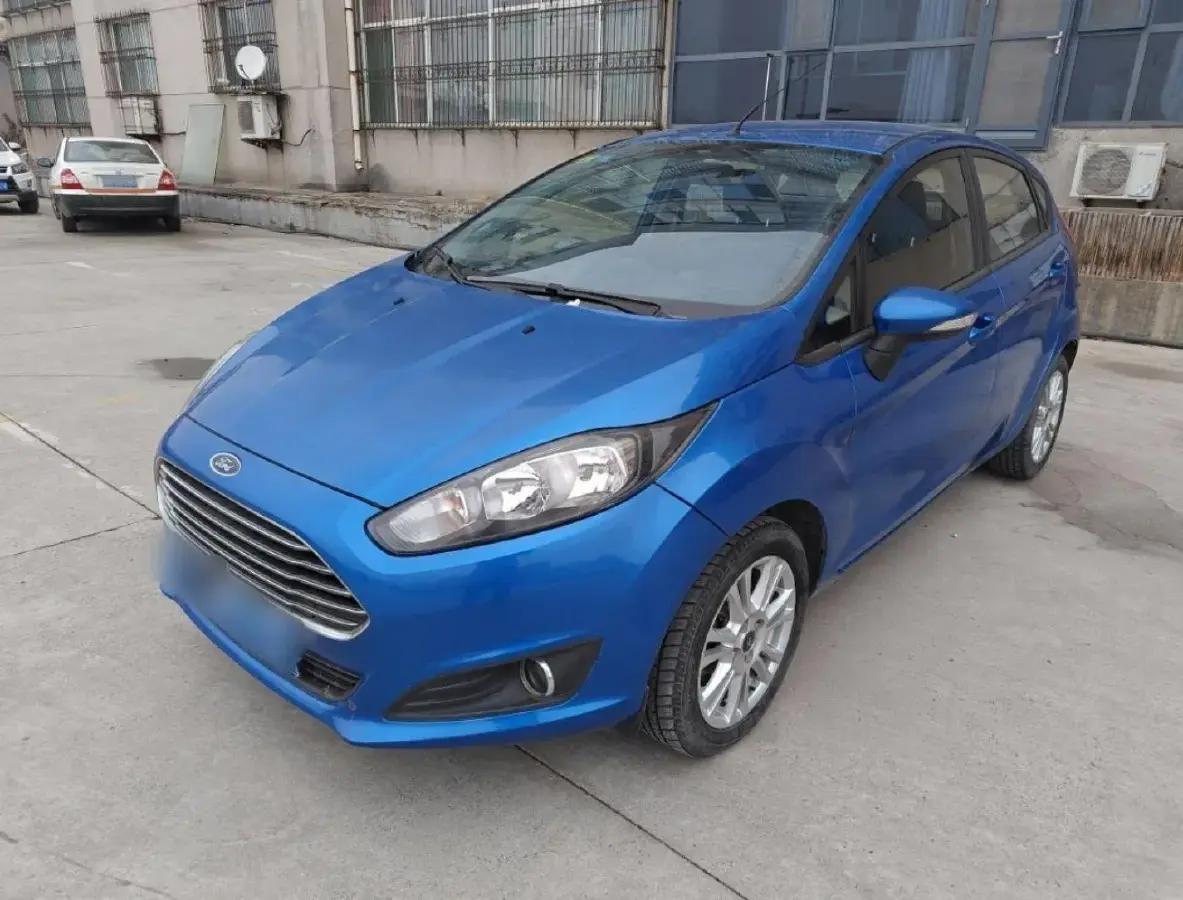 2013 Ford Fiesta 1.5L 110HP L4 6DCT