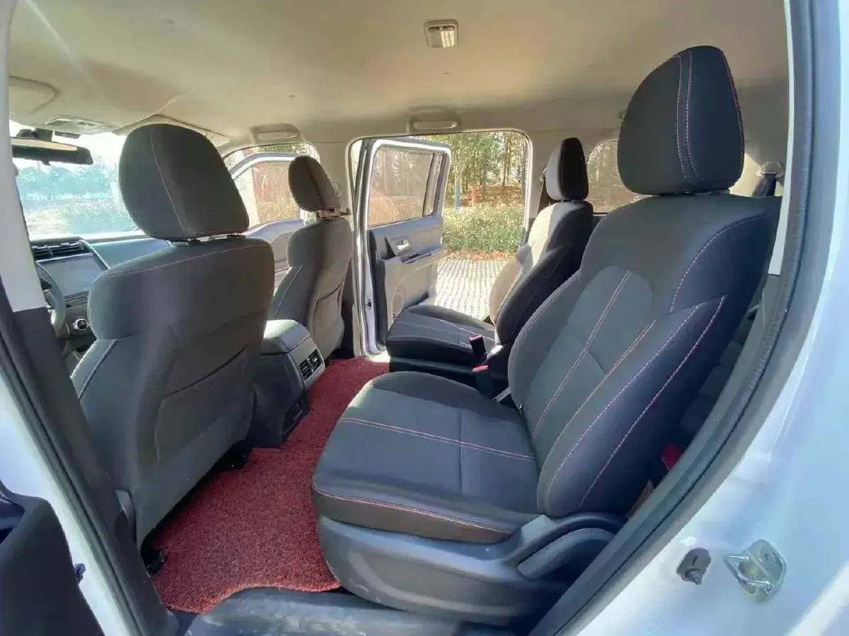 2018 ChangAn Oshan X70A 1.5L 107HP L4 5MT,autocango,china used car exporter,china ev exporter,chinese used car exporter,chinese used ev exporter