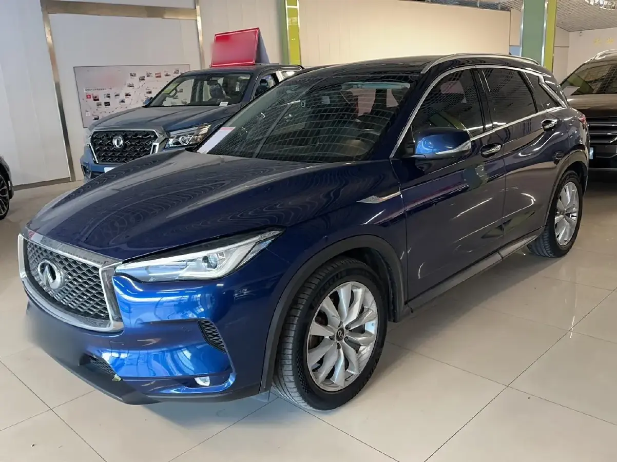 2018 Infiniti QX50 2.0T 245HP L4 CVT