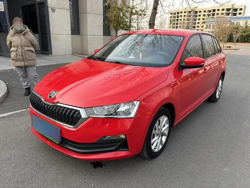 2020 Skoda Rapid Spaceback 1.5L 112HP L4 6AT