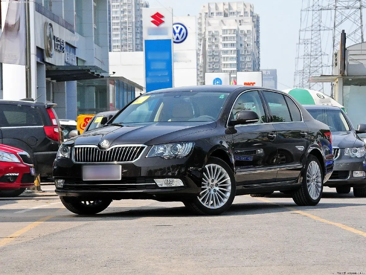 2013 Skoda Superb 1.4T 131HP L4 7DCT