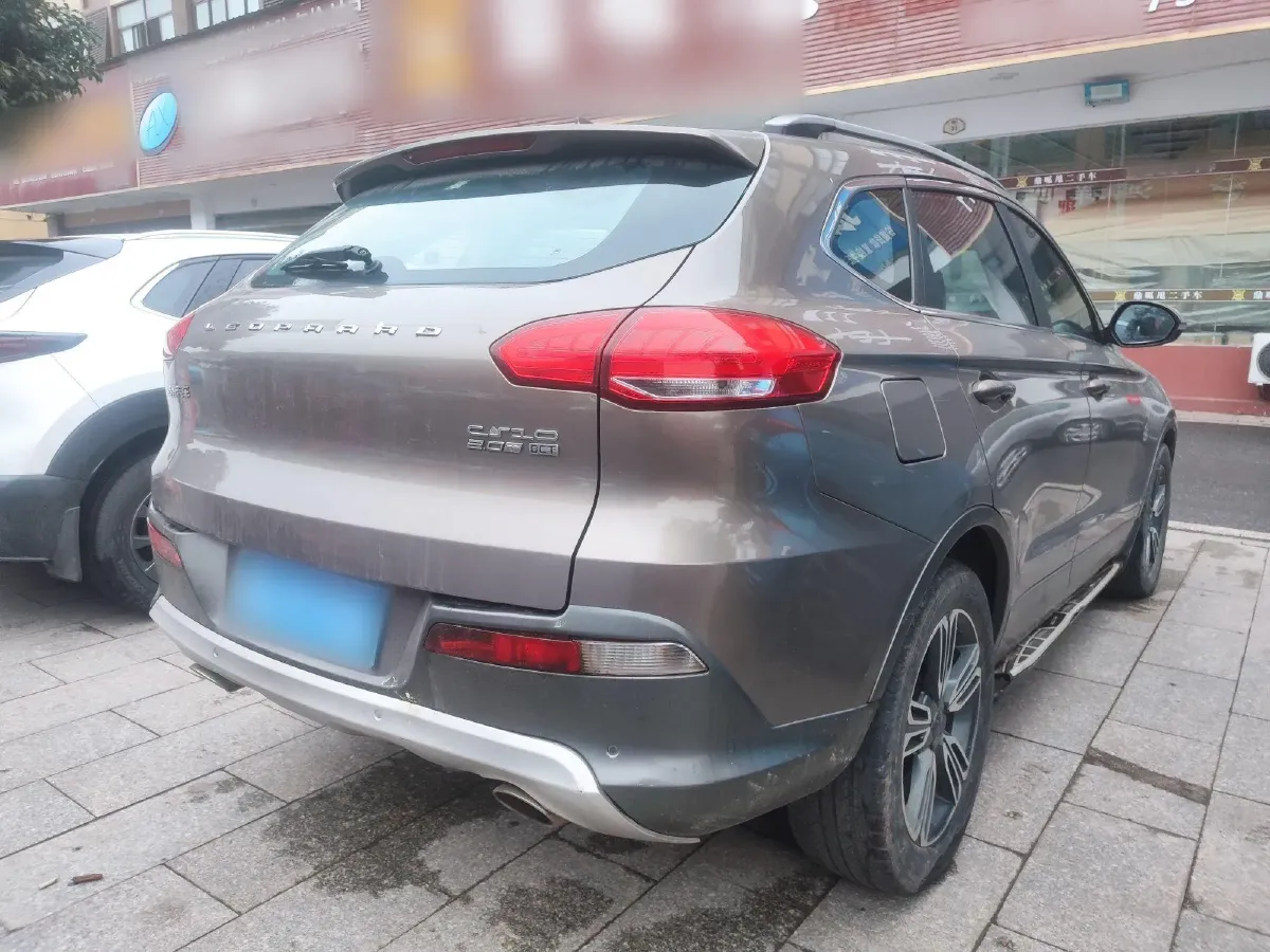 2016 Leopaard CS10 2.0T 177HP L4 6DCT,autocango,china used car exporter,china ev exporter,chinese used car exporter,chinese used ev exporter
